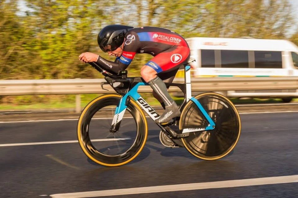 The fastest solo cycle ride from London to Paris