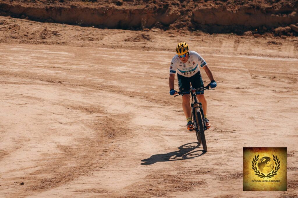 The longest distance traveled on a Single Speed mountain bike, during 24 hours on an autocross track