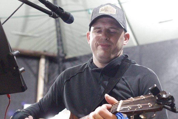 Longest Marathon Busking
