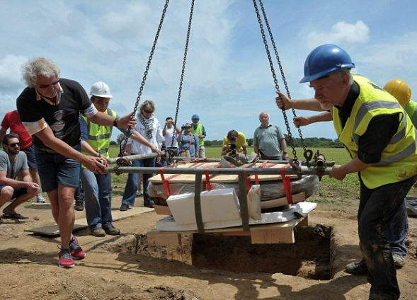 The gigantic treasure of 70,000 Celtic coins